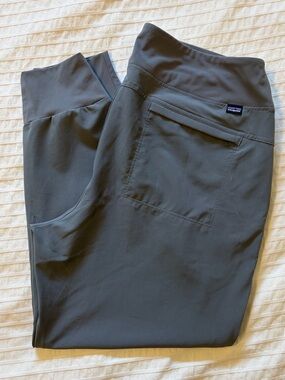 PATAGONIA- size XL grey Women's Happy Hike Studio Pants.